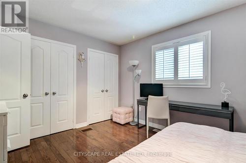 353 Sparrow Circle, Pickering, ON - Indoor Photo Showing Bedroom