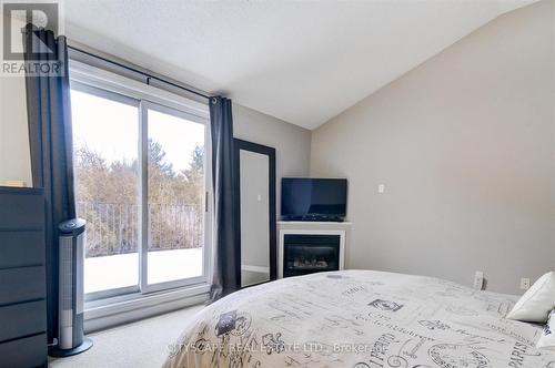 353 Sparrow Circle, Pickering, ON - Indoor Photo Showing Bedroom