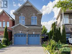 84 BRAEBROOK DRIVE  Whitby, ON L1R 0M9