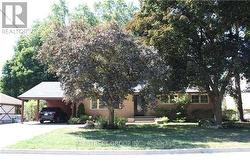 308 MAPLE STREET  Newmarket, ON L3Y 3K4