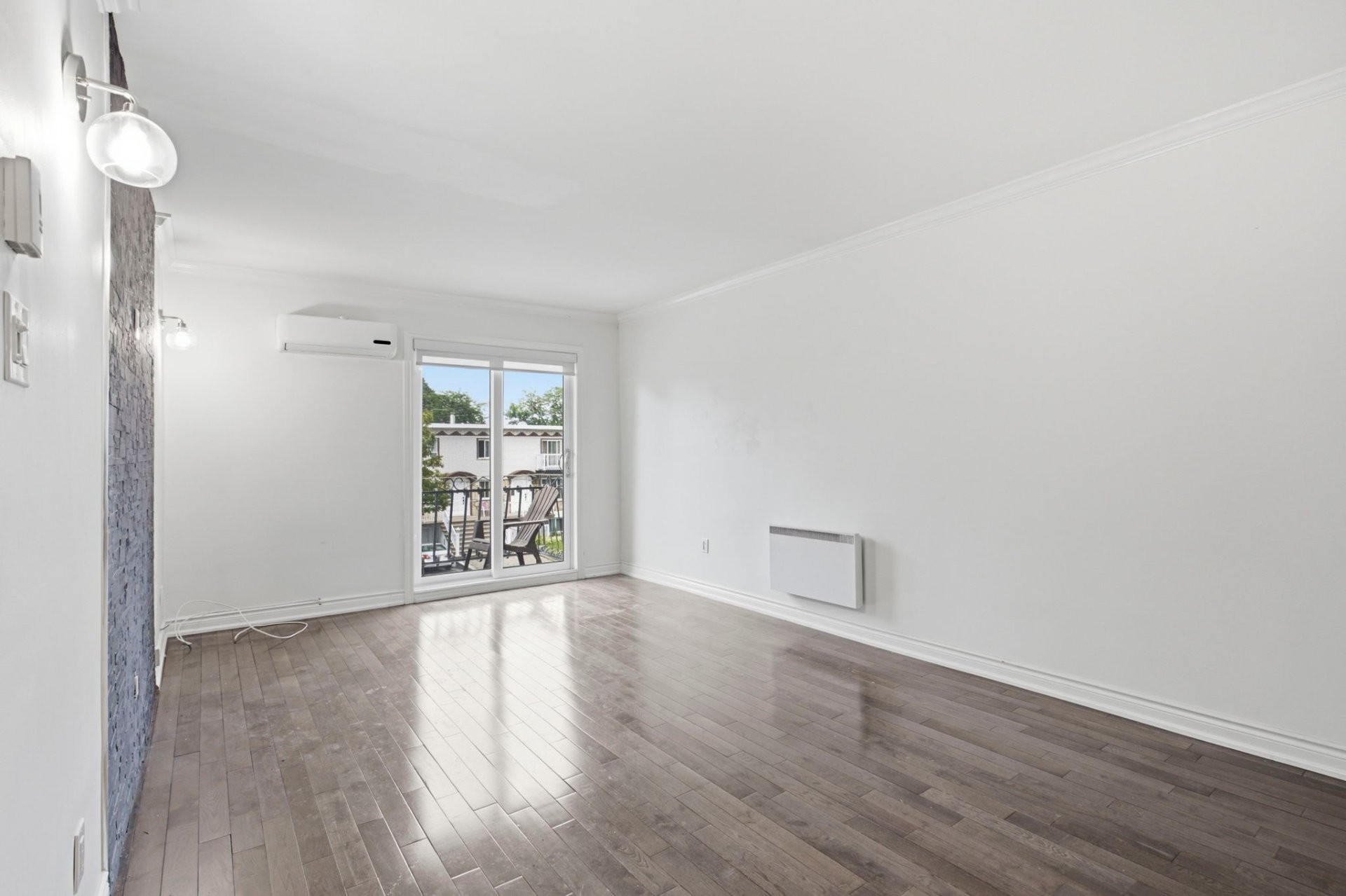 5245 Rue Du Bon Conseil — photo 3
