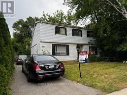 330 HORSHAM AVENUE  Toronto, ON M2R 1G6