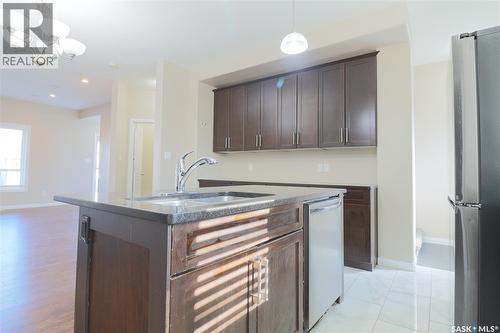 450 Geary Crescent, Saskatoon, SK - Indoor Photo Showing Kitchen
