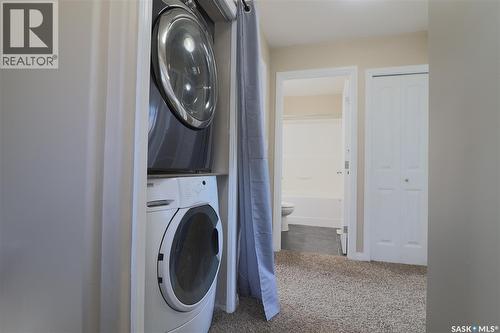 450 Geary Crescent, Saskatoon, SK - Indoor Photo Showing Laundry Room