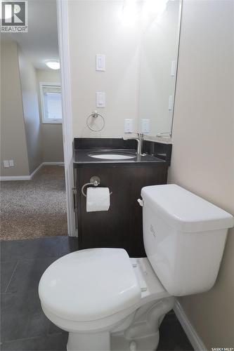 450 Geary Crescent, Saskatoon, SK - Indoor Photo Showing Bathroom