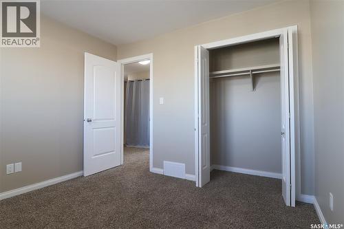 450 Geary Crescent, Saskatoon, SK - Indoor