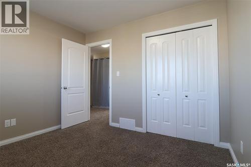 450 Geary Crescent, Saskatoon, SK - Indoor