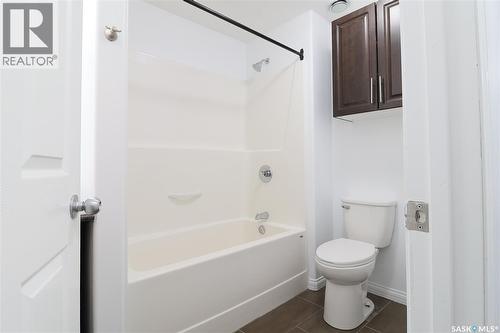 450 Geary Crescent, Saskatoon, SK - Indoor Photo Showing Bathroom