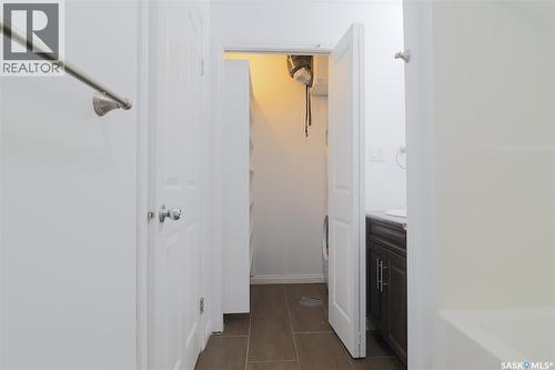 450 Geary Crescent, Saskatoon, SK - Indoor Photo Showing Other Room