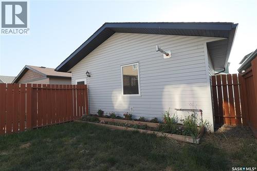 450 Geary Crescent, Saskatoon, SK - Outdoor With Exterior