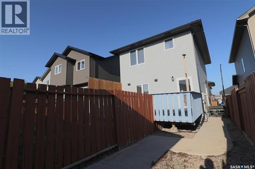 450 Geary Crescent, Saskatoon, SK - Outdoor With Exterior