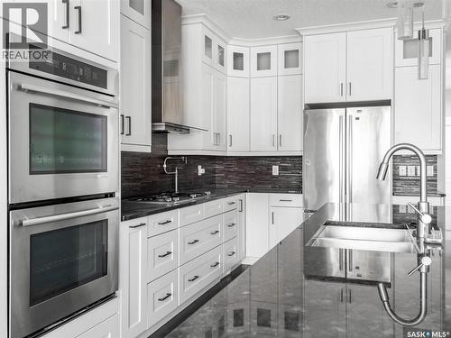 3633 Green Water Drive, Regina, SK - Indoor Photo Showing Kitchen With Upgraded Kitchen
