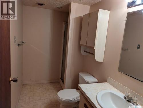 208 Carson Street, Dundurn, SK - Indoor Photo Showing Bathroom