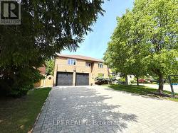 37 LASER COURT  Richmond Hill, ON L4B 1S1