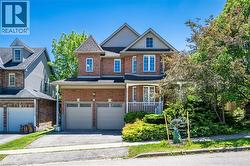 743 BUTTERNUT Avenue  Waterloo, ON N2V 2M3