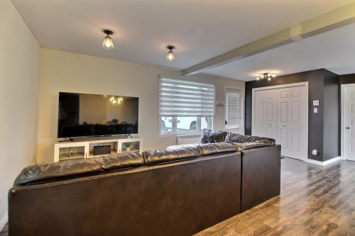 Living Room - 213 Route 109, Saint-Mathieu-D'Harricana, QC - Indoor Photo Showing Living Room