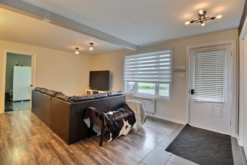 Living Room - 213 Route 109, Saint-Mathieu-D'Harricana, QC - Indoor