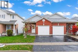 716 KARLSFELD Road Unit# A  Waterloo, ON N2T 2W4