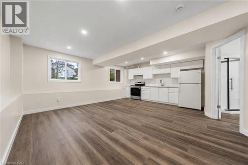 716 KARLSFELD Road Unit# A , Waterloo, Ontario N2T 2W4 2