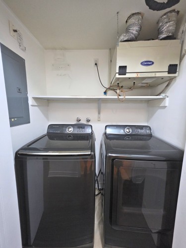 Laundry - 2-5690 Rue Chevalier, Brossard, QC - Indoor Photo Showing Laundry Room