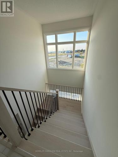 16 - 496 Provident Way, Hamilton, ON - Indoor Photo Showing Other Room