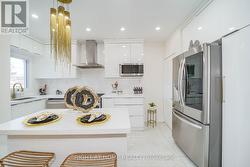 174 AYLESWORTH AVENUE Toronto, ON M1N 2J6