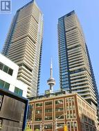 4305 - 125 BLUE JAYS WAY  Toronto, ON M5V 0C4