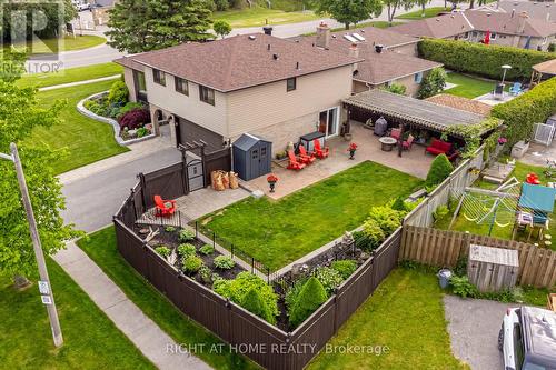 51 LEWIN CRESCENT , Ajax, Ontario L1S 3A2 2