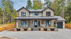 729 Berry Point Rd  Gabriola Island, BC V0R 1X1