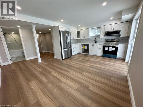 47 ANDERSON Road , Brantford, Ontario N3T 0S2 3