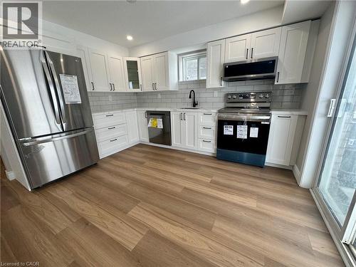 47 ANDERSON Road , Brantford, Ontario N3T 0S2 5
