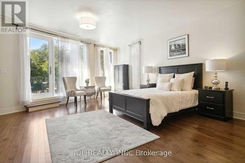 1436 Haig Boulevard, Mississauga, ON - Indoor Photo Showing Bedroom