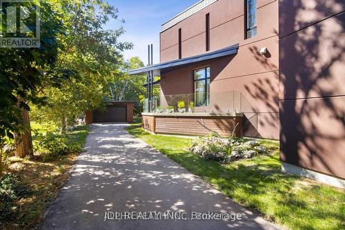1436 Haig Boulevard, Mississauga, ON - Outdoor