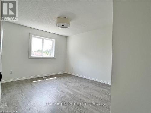 412 Exmoor Street, Waterloo, ON - Indoor Photo Showing Other Room