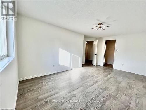 412 Exmoor Street, Waterloo, ON - Indoor Photo Showing Other Room