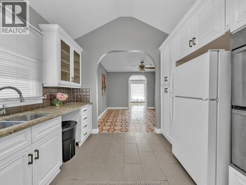 677 Marentette Unit# Upper, Windsor, ON - Indoor Photo Showing Kitchen With Double Sink