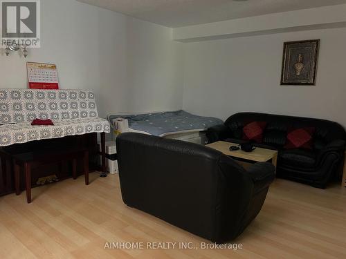 6928 Glory Court, Mississauga, ON - Indoor