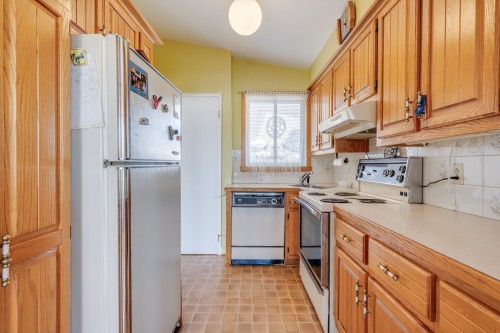Cuisine - 560 Rue Hocquart, Laval (Duvernay), QC - Indoor Photo Showing Kitchen