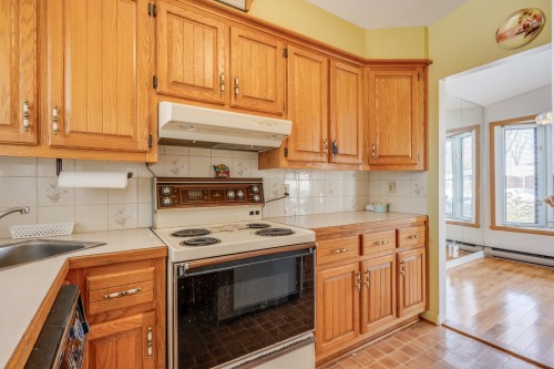 Cuisine - 560 Rue Hocquart, Laval (Duvernay), QC - Indoor Photo Showing Kitchen