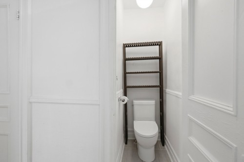 Salle d'eau - 6370 Rue St-Denis, Montréal (Rosemont/La Petite-Patrie), QC - Indoor Photo Showing Bathroom