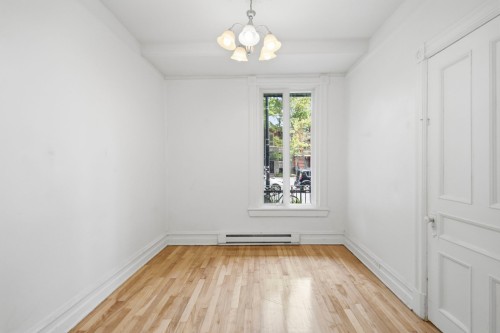 Chambre à coucher - 6370 Rue St-Denis, Montréal (Rosemont/La Petite-Patrie), QC - Indoor Photo Showing Other Room