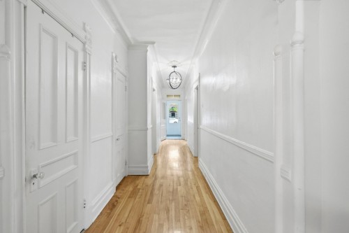 Corridor - 6370 Rue St-Denis, Montréal (Rosemont/La Petite-Patrie), QC - Indoor Photo Showing Other Room
