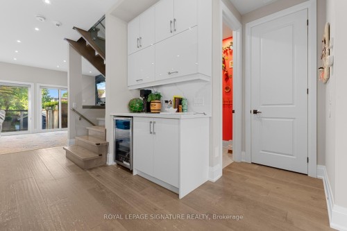 8 Dunkirk Road, Toronto, ON - Indoor