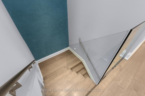 8 Dunkirk Road, Toronto, ON - Indoor Photo Showing Other Room