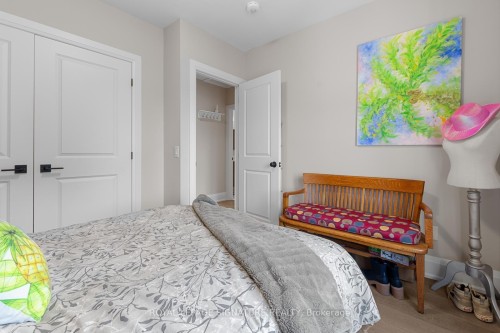 8 Dunkirk Road, Toronto, ON - Indoor Photo Showing Bedroom