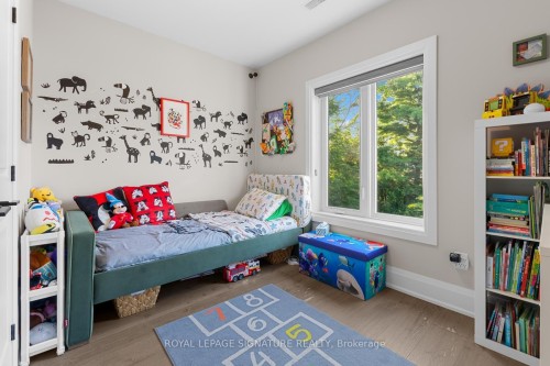 8 Dunkirk Road, Toronto, ON - Indoor Photo Showing Bedroom