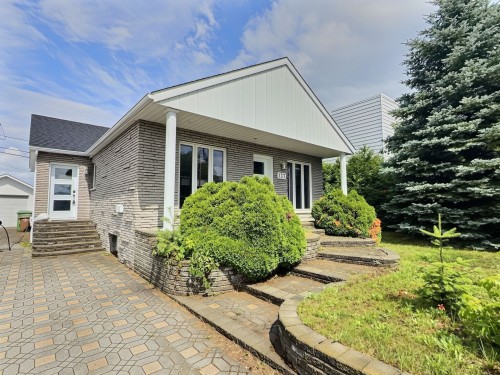 137 Av. Lasalle  Val-D'Or, QC J9P 2A1