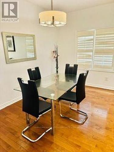 5847 Summerside Drive, Mississauga, ON - Indoor Photo Showing Dining Room