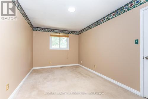 1217 Gloucester Square, Pickering, ON - Indoor Photo Showing Other Room