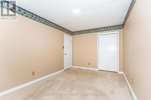 1217 Gloucester Square, Pickering, ON - Indoor Photo Showing Other Room